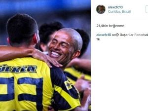 Alex’ten Derbi Mesajı