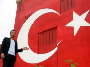 Su Deposunun Duvarına Türk Bayrağını Resmeden Çakıroğlu Konuştu