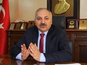 Esnaf 100 Tl’lik Müjdeyi Bekliyor