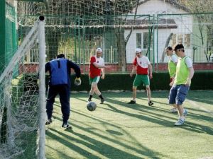 Kurumlararası Futbol Turnuvasının Startını Engelli Gençler Verdi