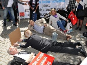 Chp’lilerden İlginç Eylem