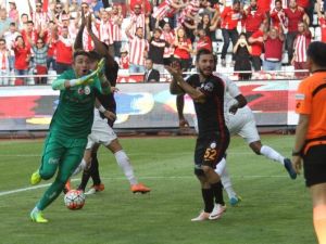 Muslera Çıldırdı...