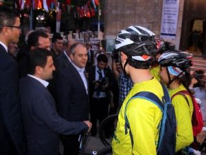 Bakan Kılıç Spor Çalıştayına Katıldı