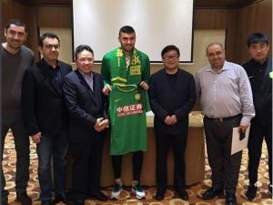 Burak Yılmaz Çin’de Golle Başladı