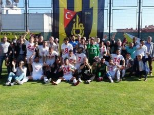 Ümraniyespor Ptt 1. Lig’de