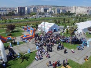 Karadeniz’in İlk Çocuk Kitap Fuarı Açıldı
