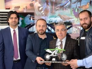 Motosikletçilerin Pist İsteği