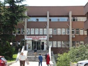 Diş Hekimliği Fakültesinden ’Polis’ Açıklaması