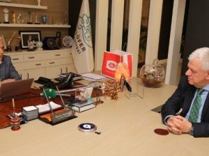 Başkan Ali Ay Taraftardan Özür Diledi