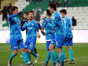 Hamzaoğlu Neşteri Vuruyor