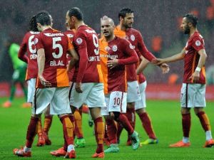 Galatasaray, Rize’de Avantaj Peşinde