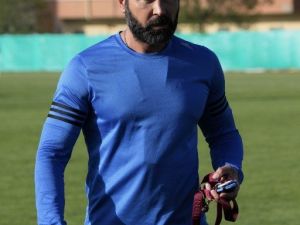 Kutlu: "Bursaspor Maçını Kazanıp Tehlikeli Bölgeden Kurtulmak İstiyoruz"