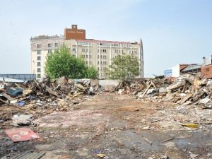 Bursa Kent Meydanı’nda Kentsel Dönüşüm Sürüyor
