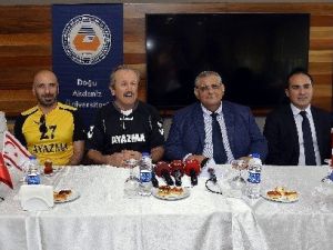 Yazarlar Ve Sanatçılar Mini Futbol Dünya Kupası Kktc’de Düzenleniyor