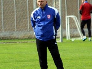 Korukır: “4 Maçı Kazanırsak Yüzde Yüz Play-off’a Çıkarız”