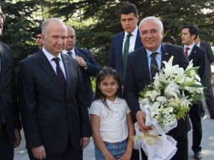 Ekonomi Bakanı Elitaş: “Kapadokya’da Kış Turizmini Ortaya Çıkartmamız Lazım”