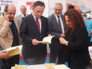 İlkadım Çocuk Kitap Günleri’ne Müdürden Tam Not