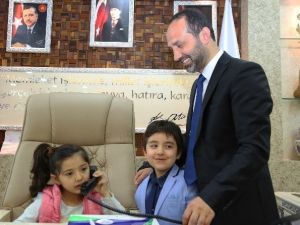 Minik Başkan Temizliği Sordu