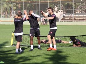 Adanaspor’un Neşesi Yerinde