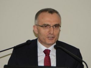 Bakan Naci Ağbal: “Geçici Vergiyi Kaldırmamız Söz Konusu Değil”