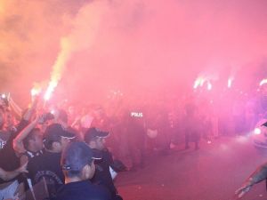 Beşiktaş, Manisa’da Meşalelerle Karşılandı