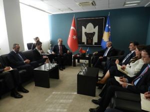 Başbakan Yardımcısı Kurtulmuş Kosova Başbakan’ını Türkiye’ye Davet Etti