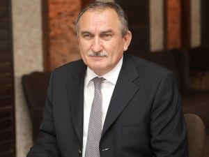 Bolu Belediye Bakanı Yılmaz’dan 23 Nisan Mesajı