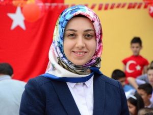 Türkiye’nin İlk Başörtülü Kaymakamının İlk Resmi Töreni