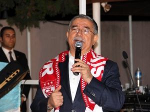 Milli Savunma Bakanı Yılmaz Yalova’da