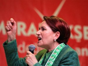 Meral Akşener: "Haddinizi Bilmezseniz, Ülkücü İrade Size Bildirir"
