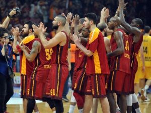 Galatasaray Odeabank Kupa İçin Parkeye Çıkıyor