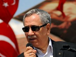 Arınç: Sadece 'cumhuriyet'e dokunulmasın