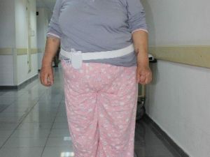 4 Yıldır Yatağa Bağlı Hasta Pille Ayağa Kalktı