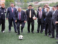 Yazıcı Sahada Konuşturdu