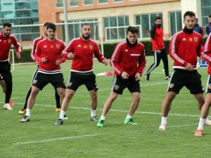 Hakan Kutlu: "Beşiktaş Maçına Galibiyet İçin Gideceğiz”
