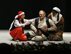 70’lik Delikanlının Tiyatro Aşkı