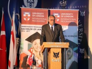 Gaü’de Oku, Londra Üniversitesi’nden Mezun Ol
