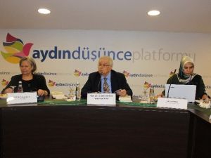 Gençlere Uyarı: Aşk, Evlilik İçin Yeterli Değil