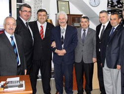 Hasan Karal Esnafı Dinliyor