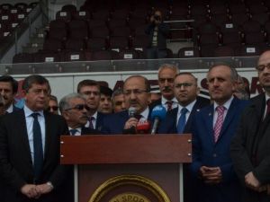 Trabzon Hüseyin Avni Aker Stadı’nda Tepkisini Ortaya Koydu
