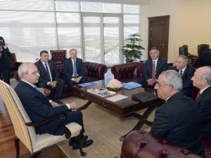 Chp Genel Başkanı Kılıçdaroğlu, Dsp Genel Başkanı Aksakal ‘I Kabul Etti
