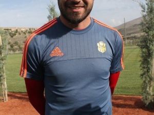 Osman Fırat: “Karşıyaka Maçını Kazanmalıyız”