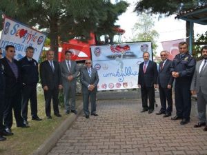 Bafra’da Eller Sevgiyle Uzanıyor