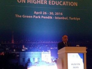 Akan: “Uzaktan Eğitim Üniversiteleri Değişime Zorlayacak”