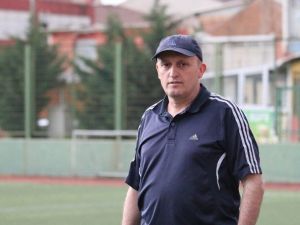 Akhisar Demirspor Zirvede Yalnız Kaldı