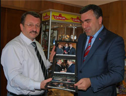 Müthiş Türk Boş Durmuyor