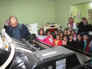 Minik Öğrenciler Gazete Hazırlanışını Öğrendiler
