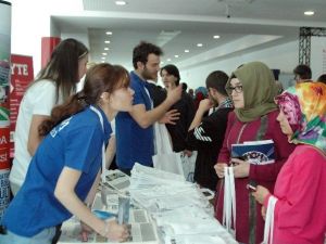 3’üncüsü Düzenlenen Üniversite Ve Meslek Tanıtım Günü Başladı