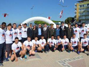 Gemlik Şehitleri İçin Yarıştı