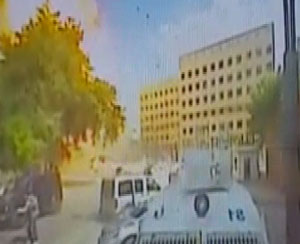 İşte Gaziantep'teki bombalı aracın patlama anı! VİDEO İZLE